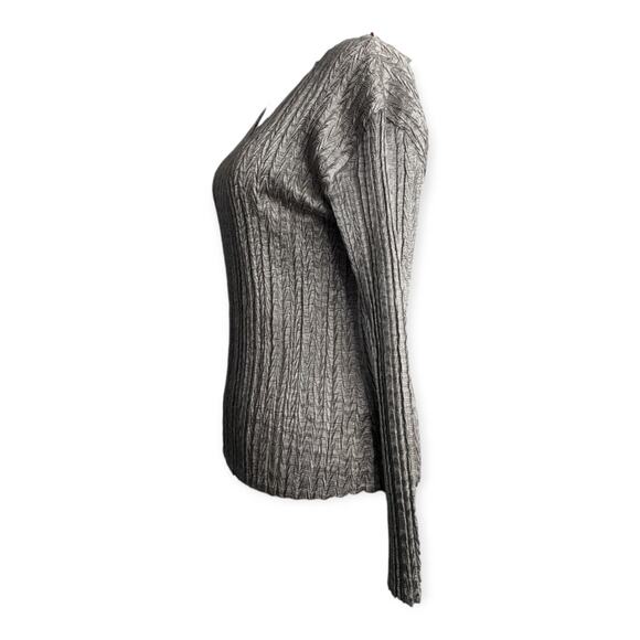 Y2K Silver Shimmer Crinkle Blouse - Picture 2 of 8